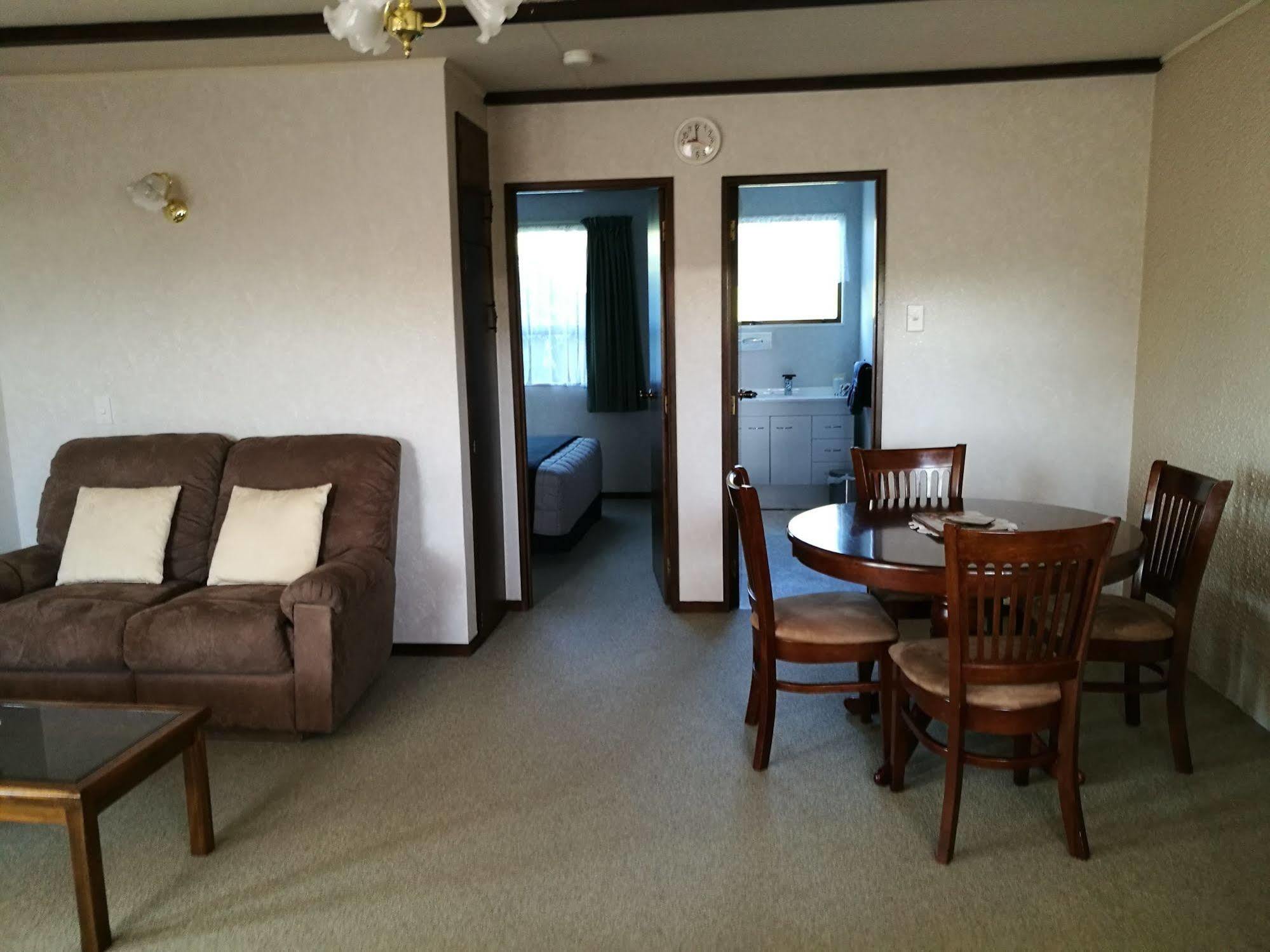 Hacienda Motel Invercargill Esterno foto