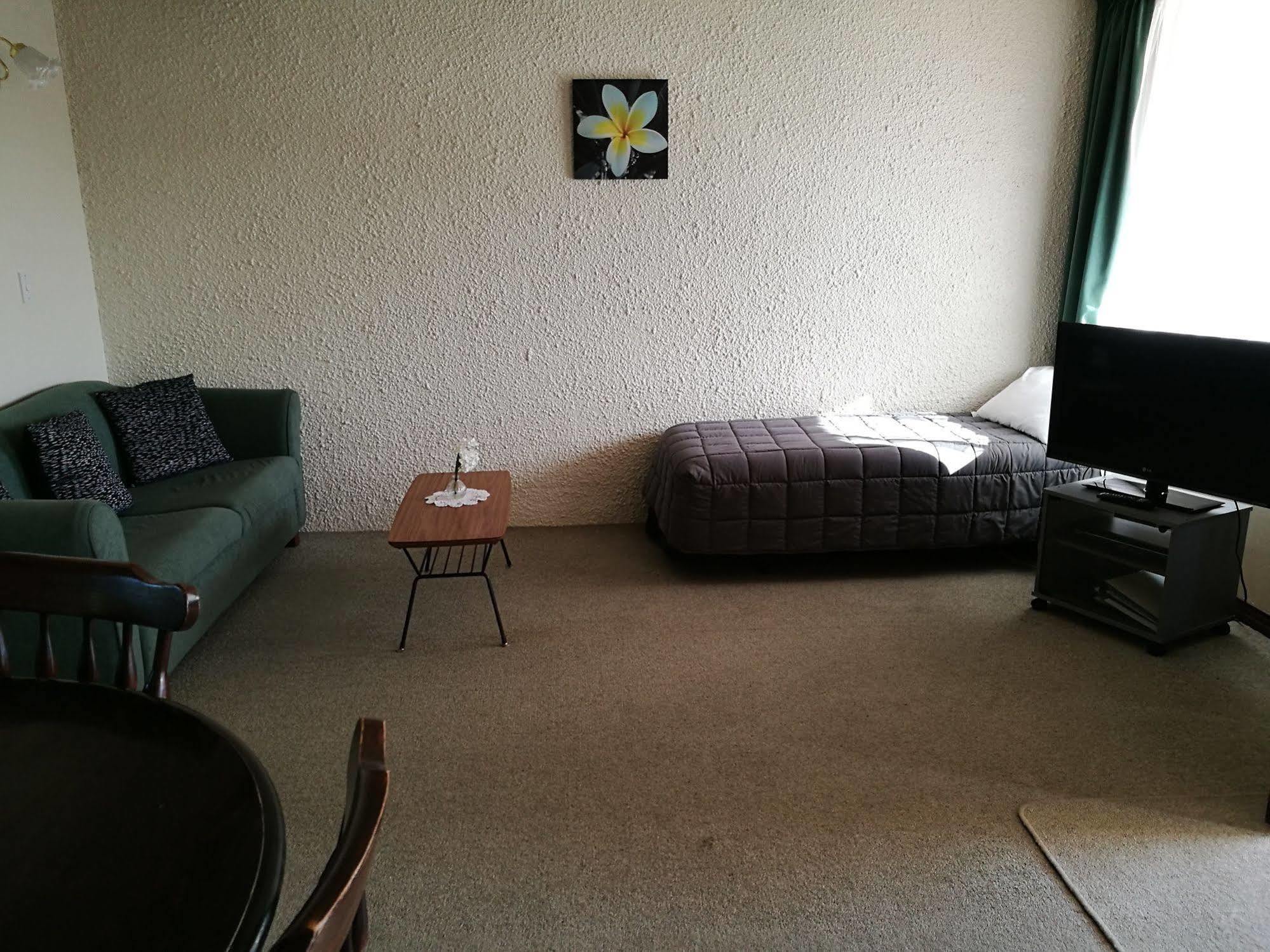 Hacienda Motel Invercargill Esterno foto
